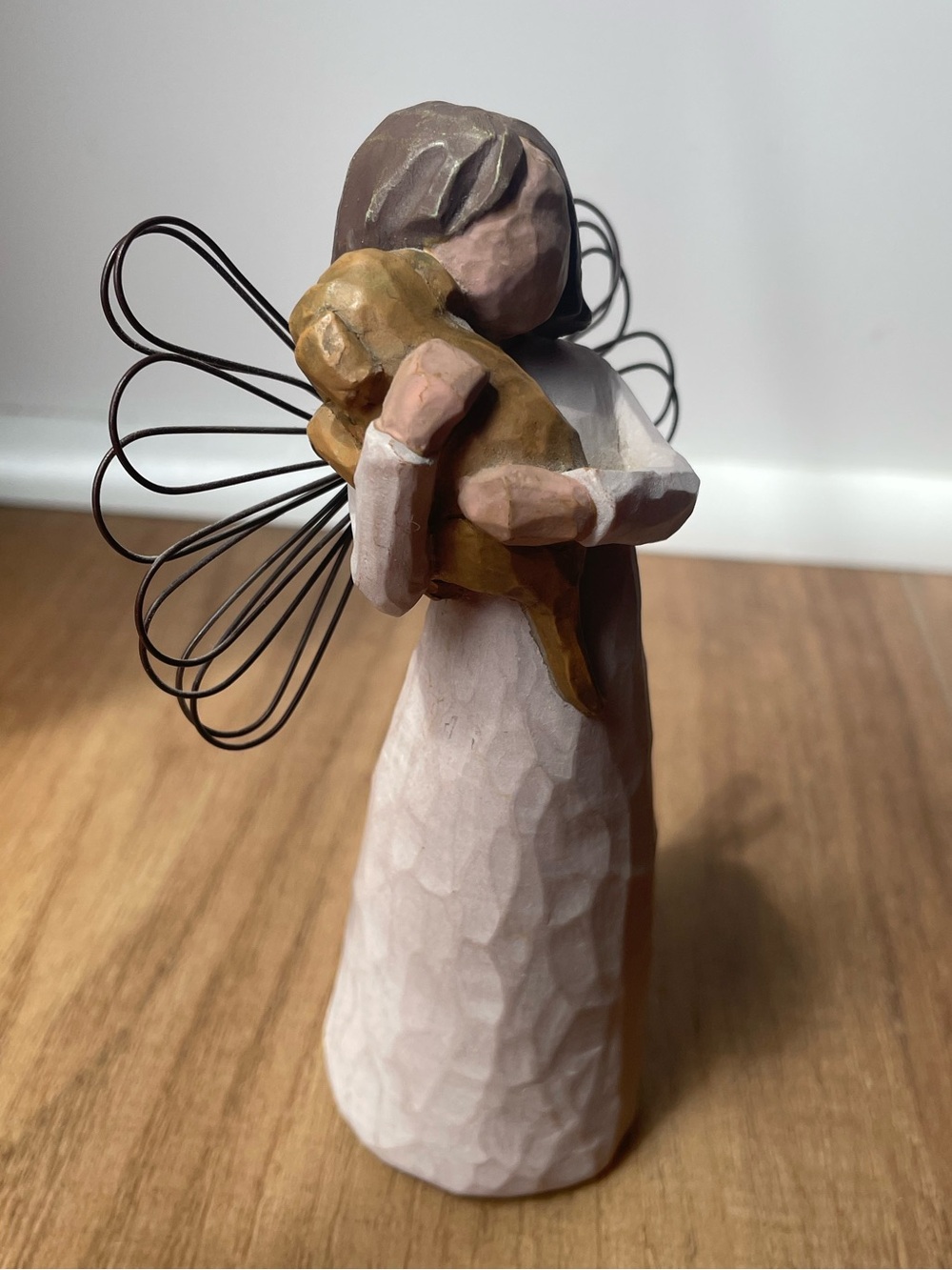 Angel of Friendship - Willow Tree brand styling